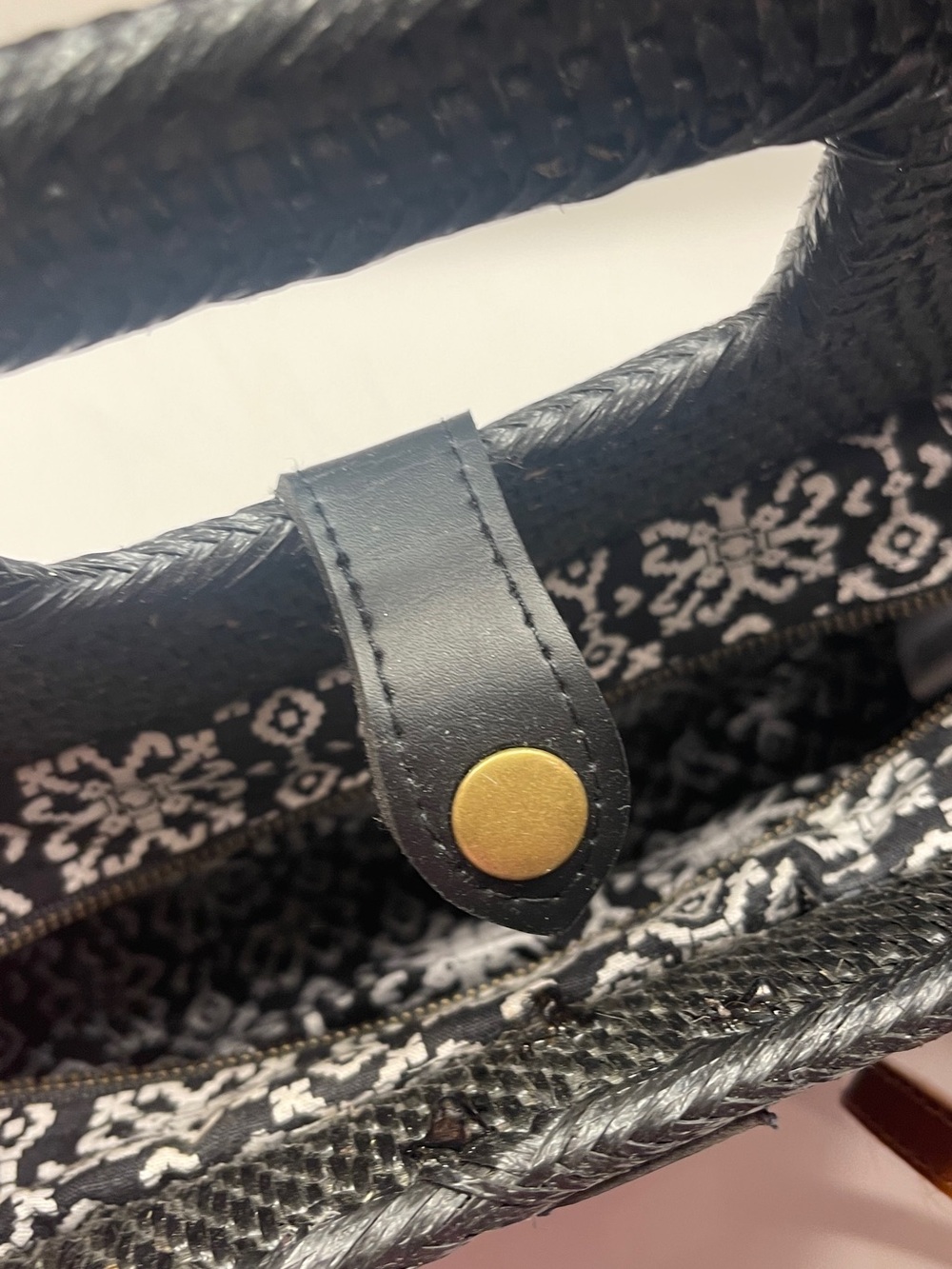 ANTHROPOLOGIE Margaret Woven Clutch - Picture 4 of 5